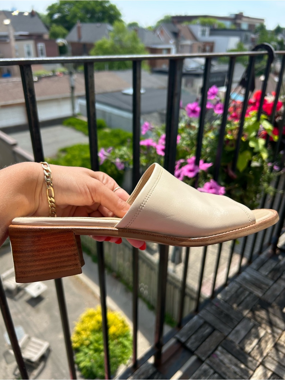 Rockport Cream Leather Open-Toe Block Heel Mule